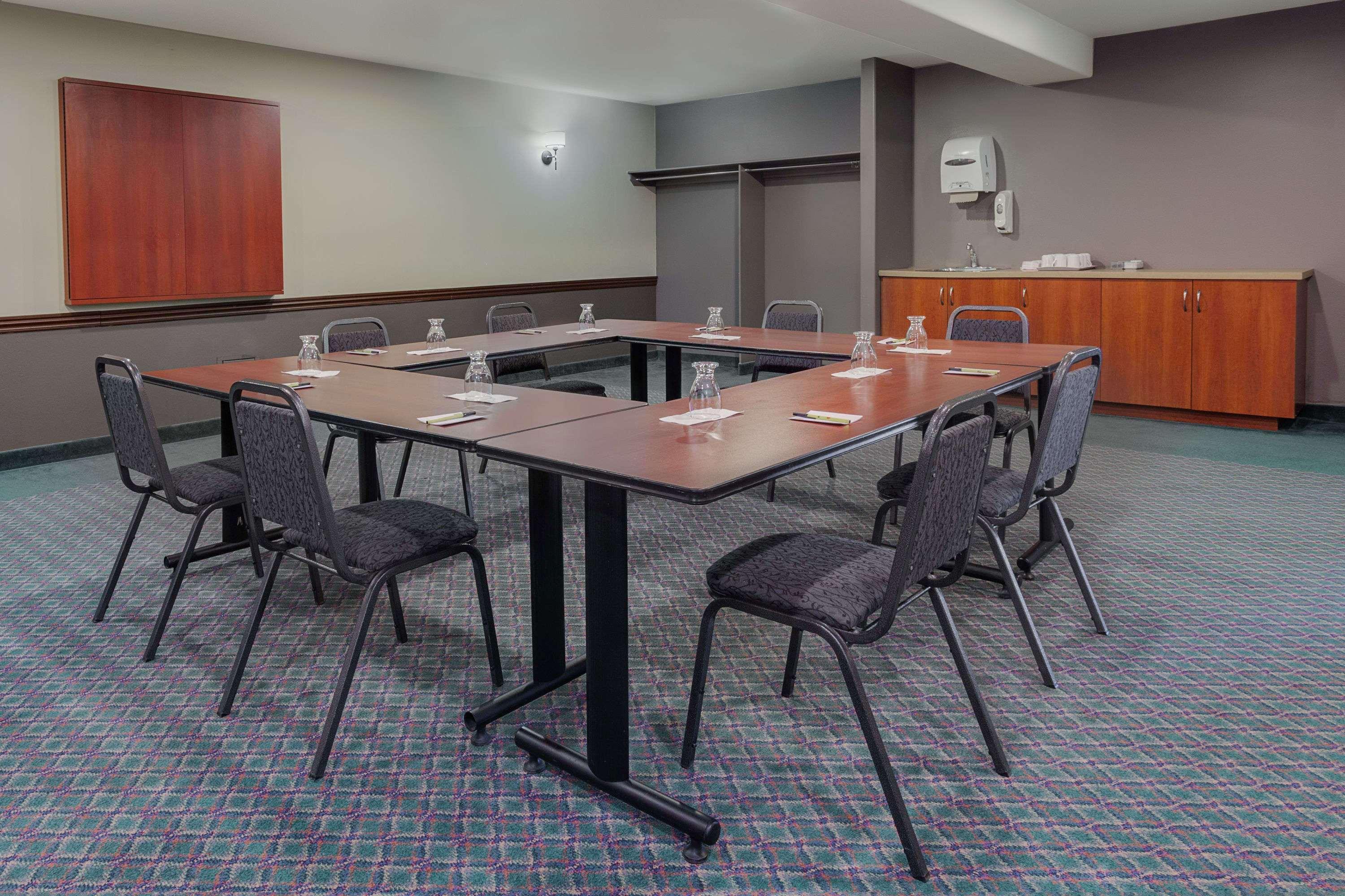 Hotel Super 8 By Wyndham Caraquet Exteriér fotografie