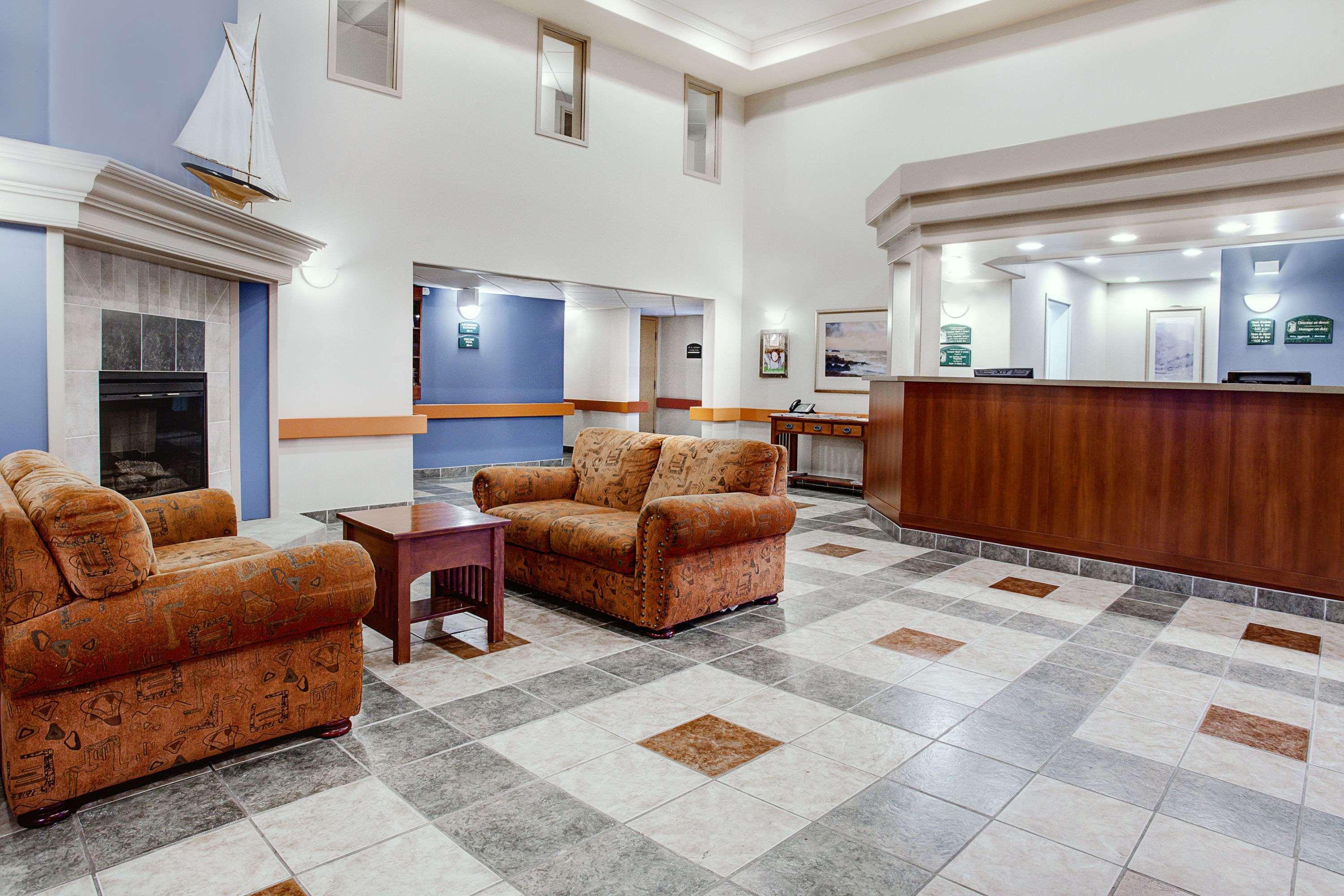 Hotel Super 8 By Wyndham Caraquet Exteriér fotografie